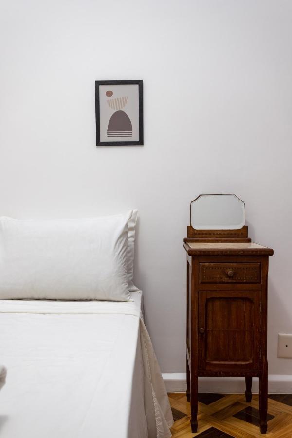 Apartment Gracioso No Leblon - 2 Quartos - Ap102